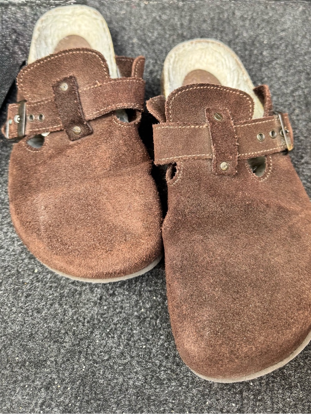 American Eagle Outfitters Brown Suede Mules
